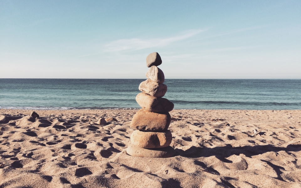 calder-b-aHll22KZdJE-unsplash